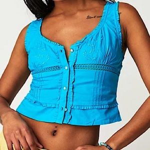 FREE PEOPLE BLUE LACE AND TIE TANK!